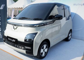 wuling ev